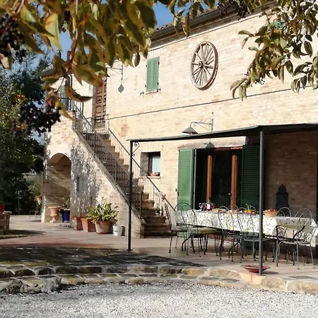 Villa Tenuta Meraviglia - Esclusiva Con Grande Giardino, Piscina E Vista Ideale Per Gruppi E Matrimoni Grottazzolina