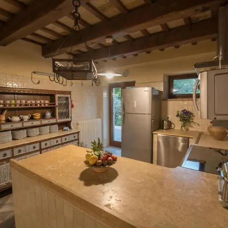 Tenuta Meraviglia - Esclusiva Con Grande Giardino, Piscina E Vista Ideale Per Gruppi E Matrimoni Grottazzolina